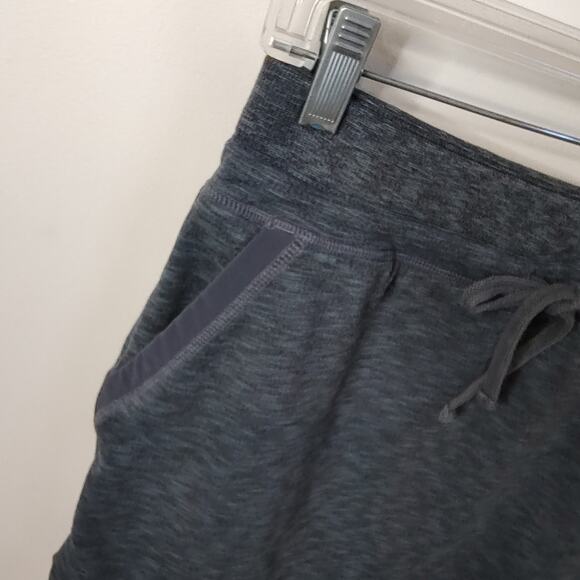 Athleta Techie Terry Mini Skirt in Heathered Charcoal Gray Size Small - Picture 6 of 11